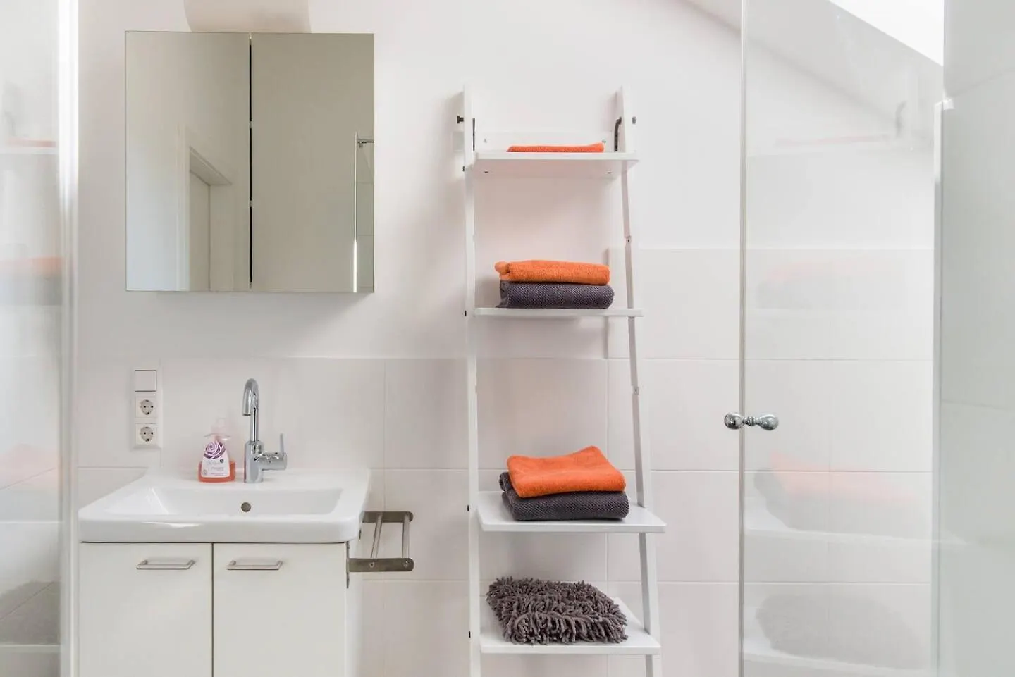 Helles Gemuetliches Apartment V5 Βιέννη Αυστρία